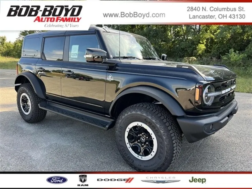 2025 Ford Bronco Outer Banks photo 1
