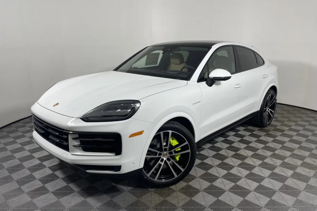 2026 Porsche Cayenne E-Hybrid Coupe photo 1