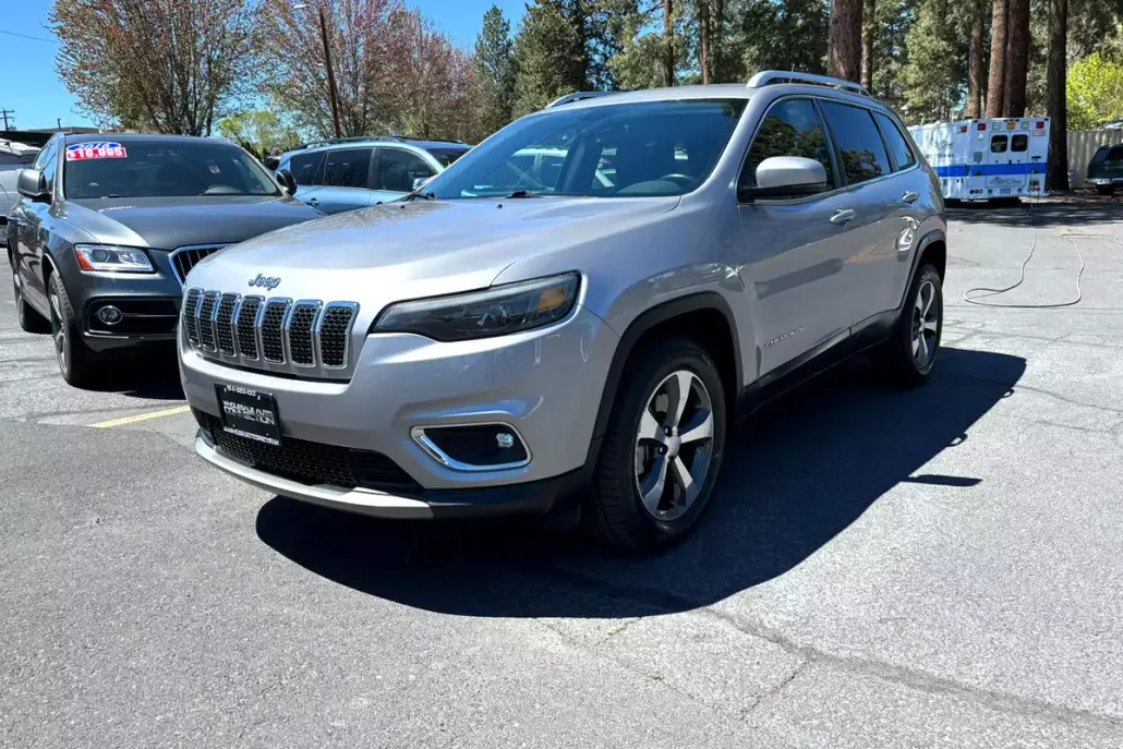 2019 Jeep Cherokee Limited photo 1