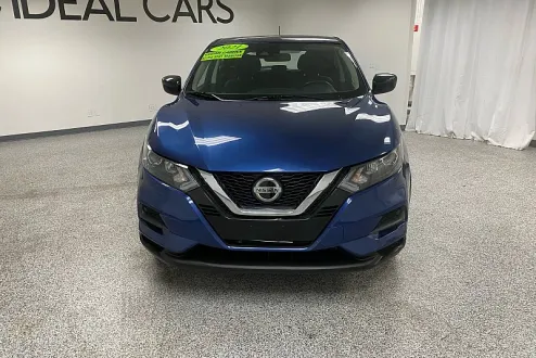 2021 Nissan Rogue Sport S photo 2