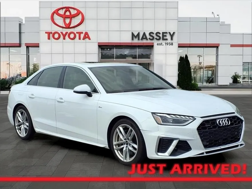 2024 Audi A4 45 S line Premium Plus Quattro photo 1