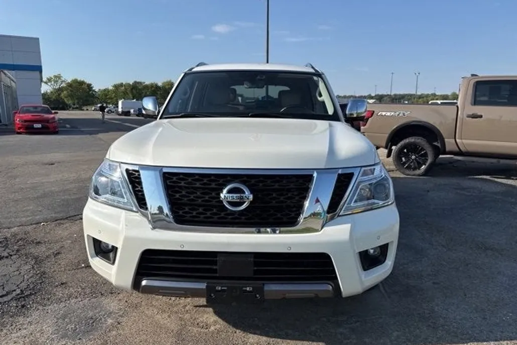 2020 Nissan Armada Platinum photo 1