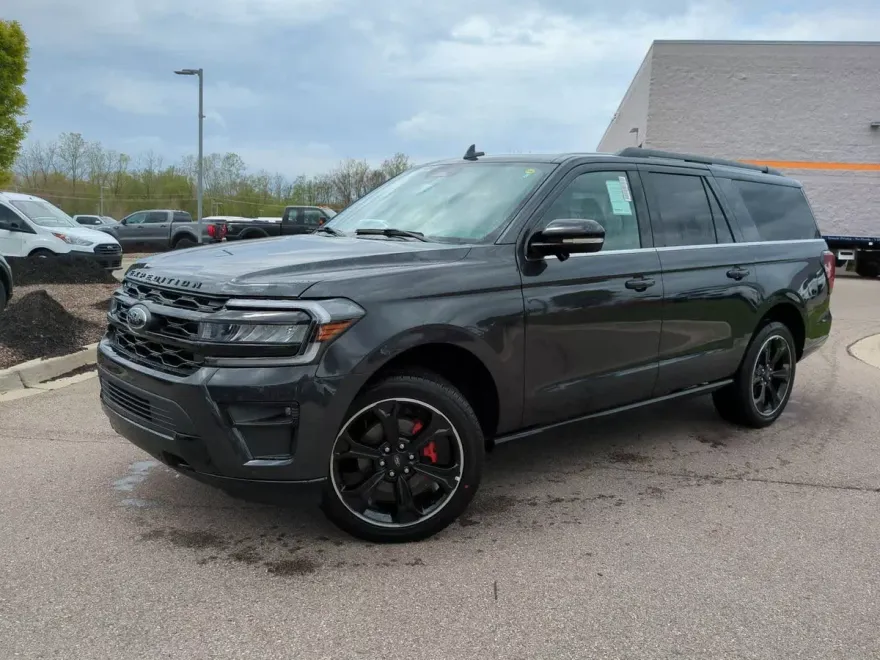 2024 Ford Expedition MAX Limited photo 1