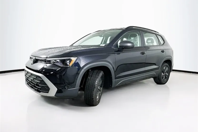 2025 Volkswagen Taos S photo 1