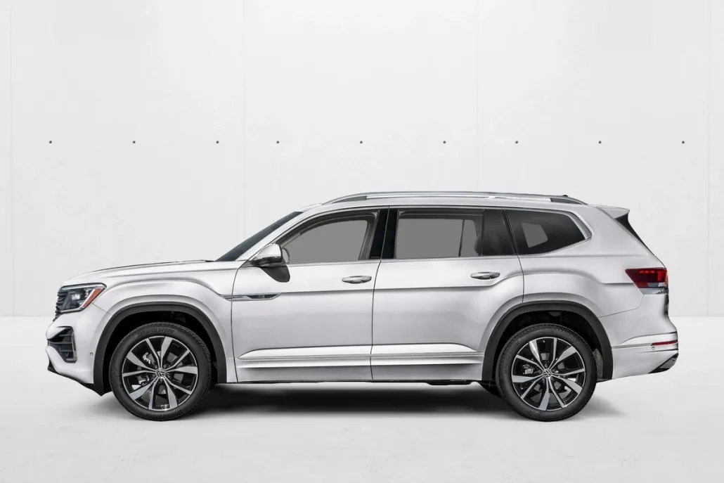 2026 Volkswagen Atlas SEL Premium R-Line photo 1