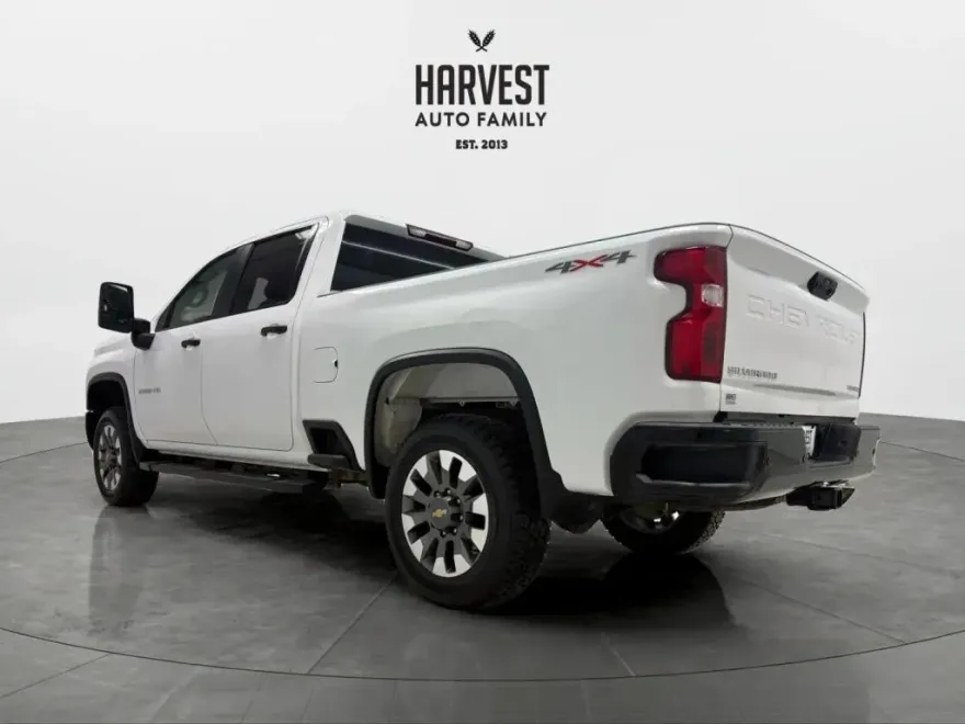 2024 Chevrolet Silverado 2500HD Custom photo 1