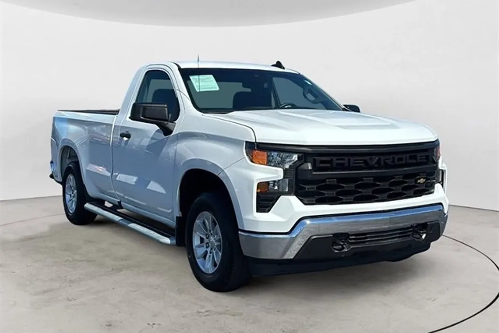 2024 Chevrolet Silverado 1500 photo 1