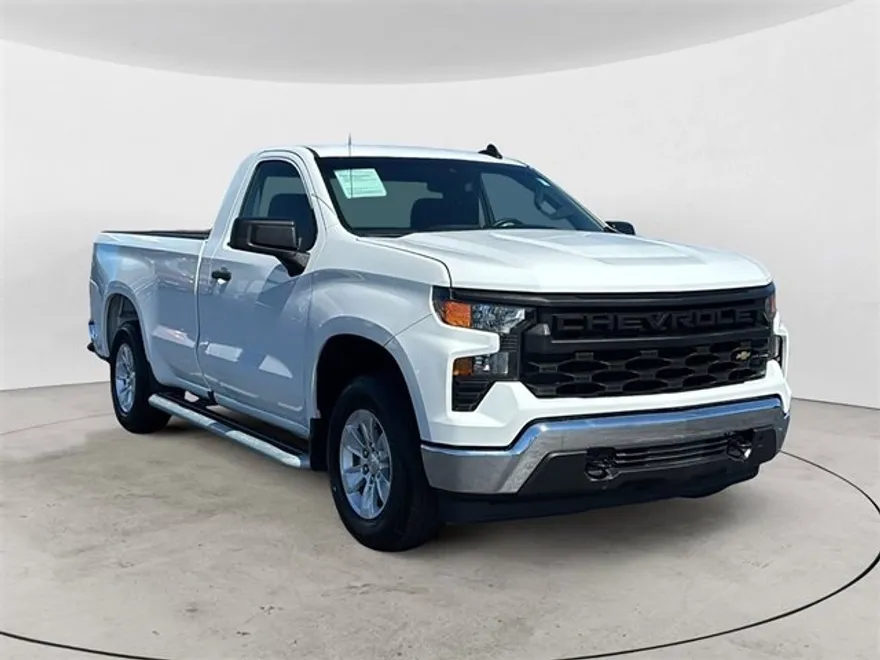 2024 Chevrolet Silverado 1500 photo 1