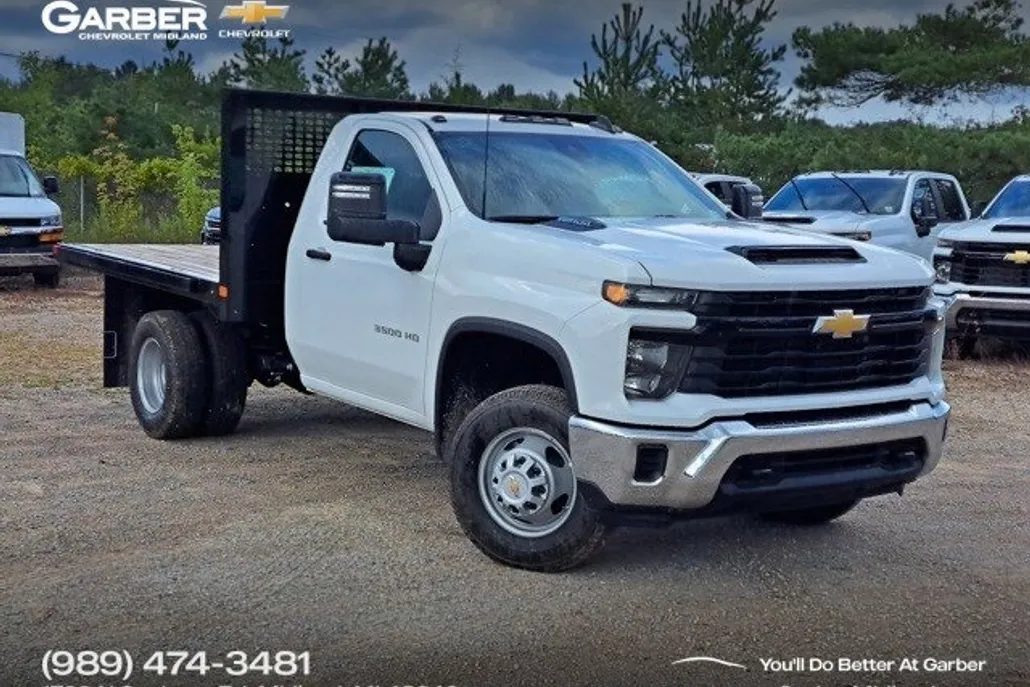 2025 Chevrolet Silverado 3500HD Work Truck photo 1