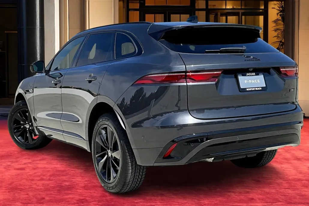 2026 Jaguar F-PACE P250 R-Dynamic S photo 1