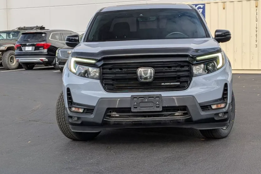 2022 Honda Ridgeline Black Edition photo 1