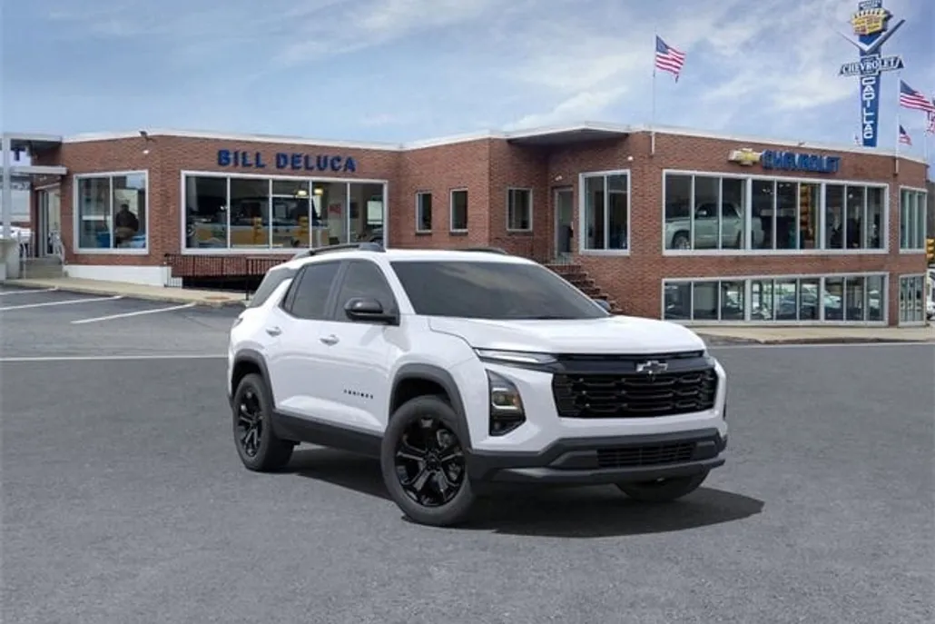 2025 Chevrolet Equinox LT photo 1