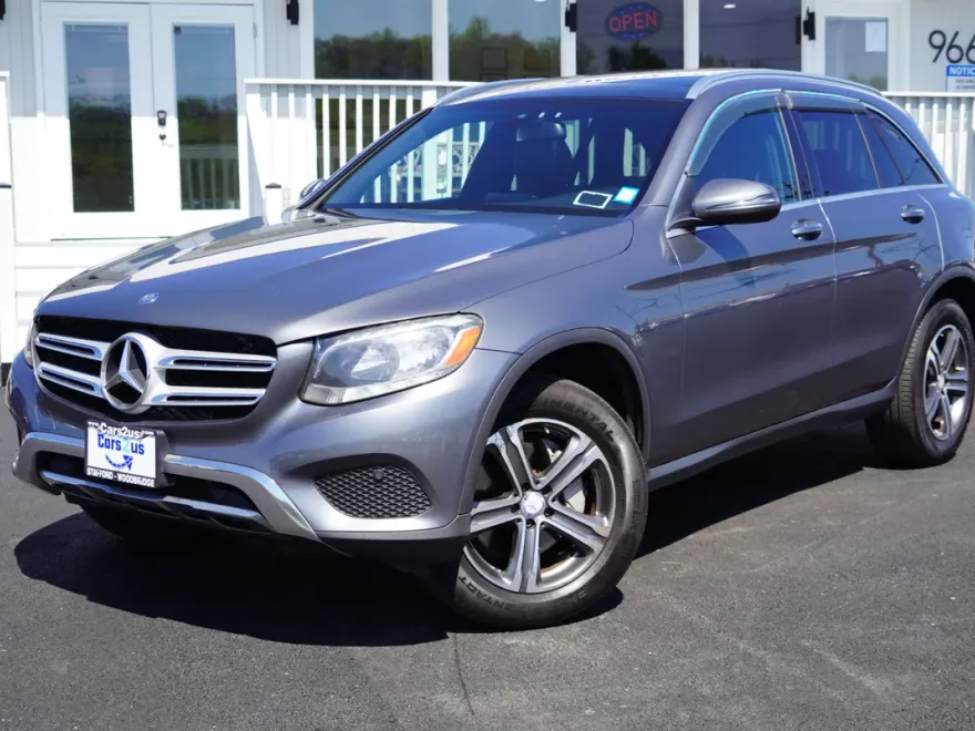 2017 Mercedes Benz GLC 300 photo 1