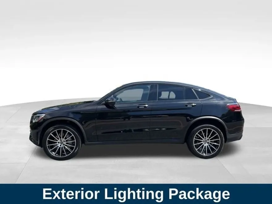 2021 Mercedes Benz GLC 300 Coupe photo 1