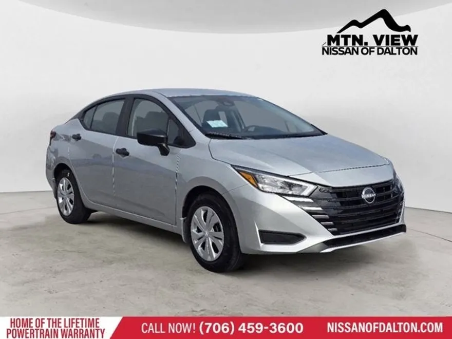 2025 Nissan Versa S photo 1