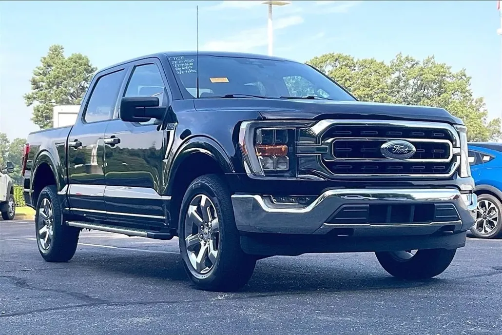 2022 Ford F-150 XLT photo 1