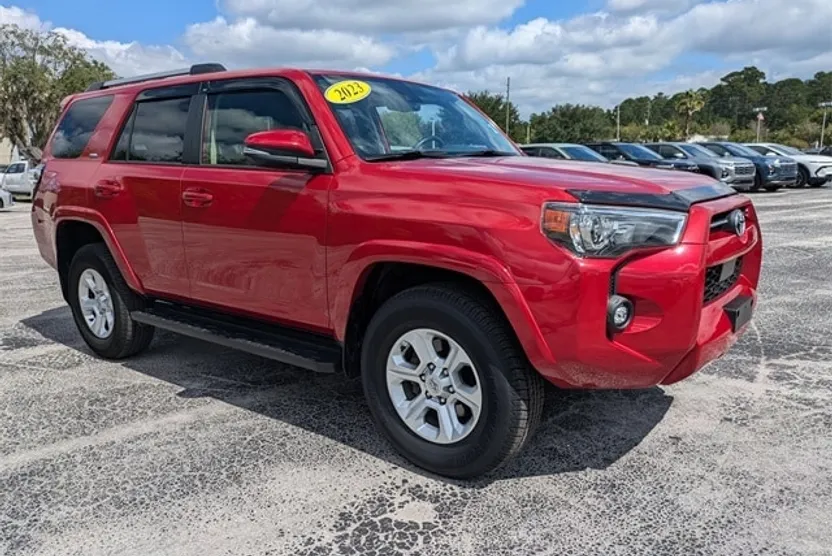 2023 Toyota 4Runner SR5 Premium photo 1