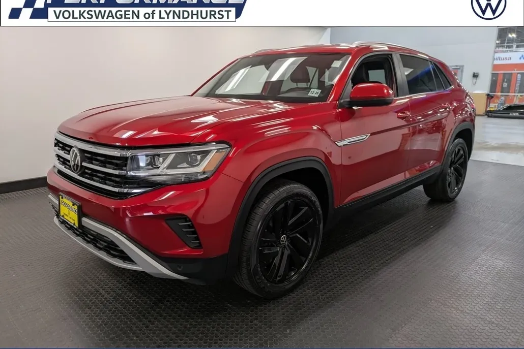 2022 Volkswagen Atlas Cross Sport V6 SE Technology photo 1