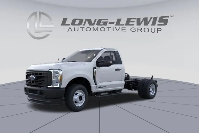 2026 Ford F-350 photo 1