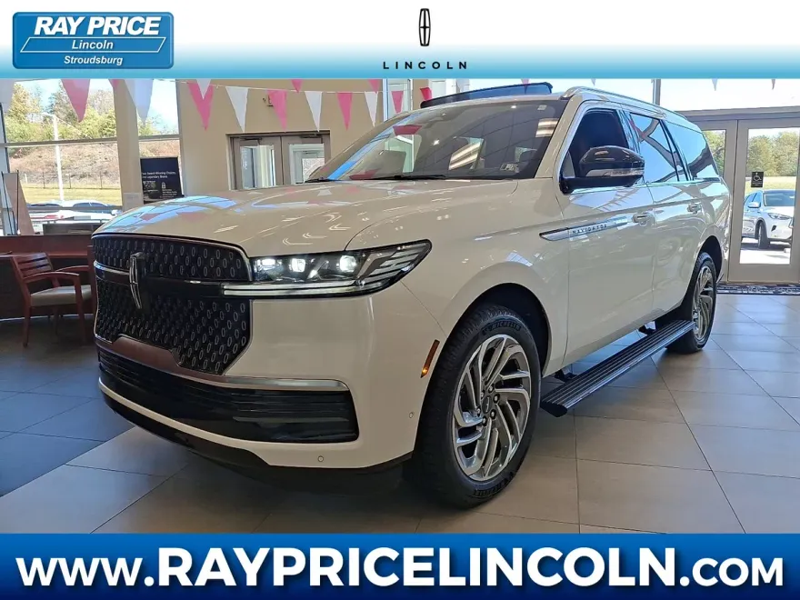 2025 Lincoln Navigator Reserve photo 1