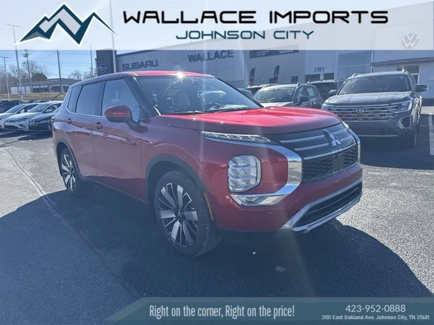 2025 Mitsubishi Outlander SE photo 1