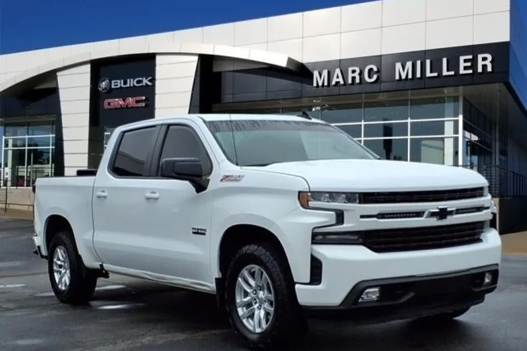 2021 Chevrolet Silverado 1500 RST photo 1