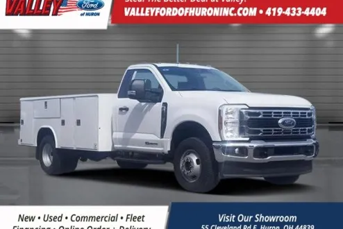 2025 Ford F-350 XL photo 1