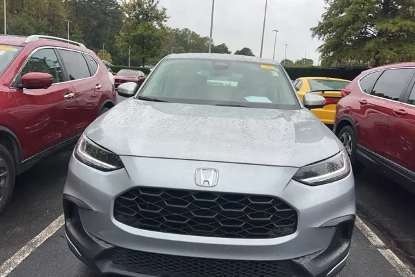 2023 Honda HR-V LX photo 1