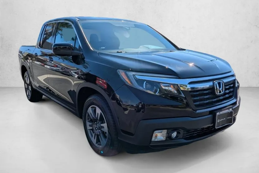 2017 Honda Ridgeline RTL photo 1