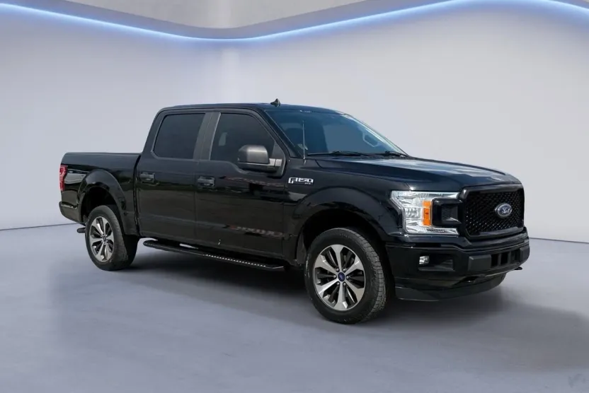 2020 Ford F-150 XL photo 1