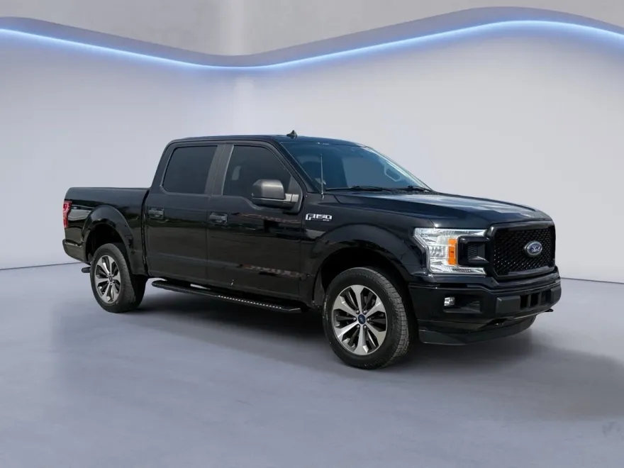 2020 Ford F-150 XL photo 1
