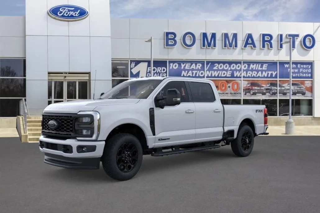 2025 Ford F-350 Lariat photo 1