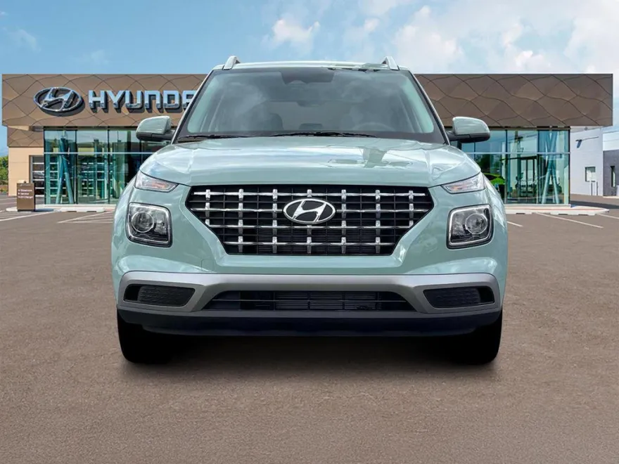 2025 Hyundai Venue SEL photo 1