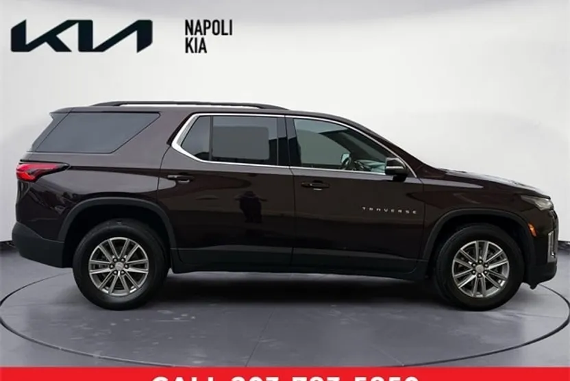 2023 Chevrolet Traverse Leather photo 1