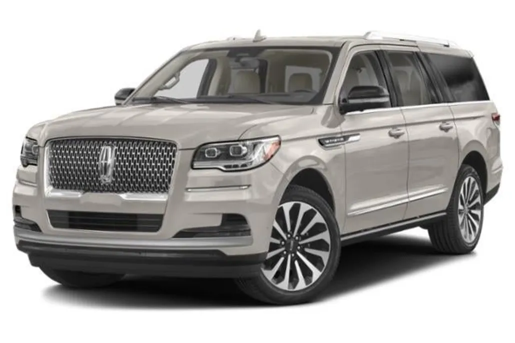 2022 Lincoln Navigator L Reserve photo 1