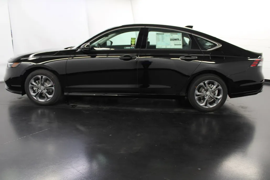 2025 Honda Accord Hybrid EX-L photo 1