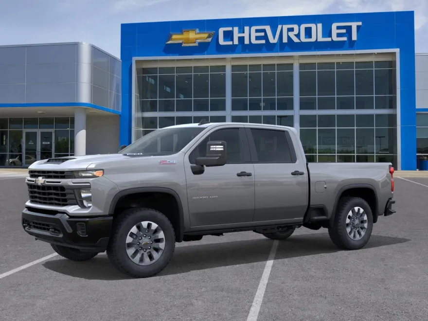 2025 Chevrolet Silverado 2500HD Custom photo 1