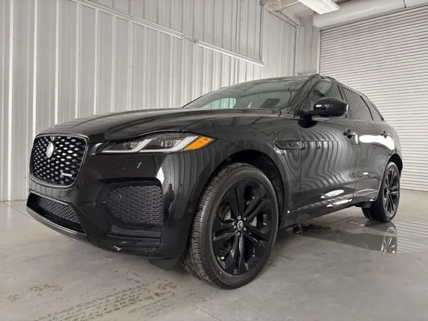 2025 Jaguar F-PACE P250 R-Dynamic S photo 1