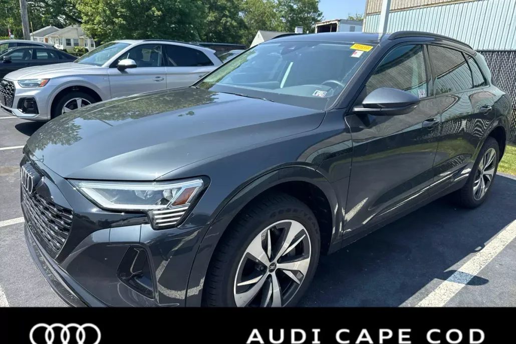 2024 Audi Q8 E-tron Premium photo 1