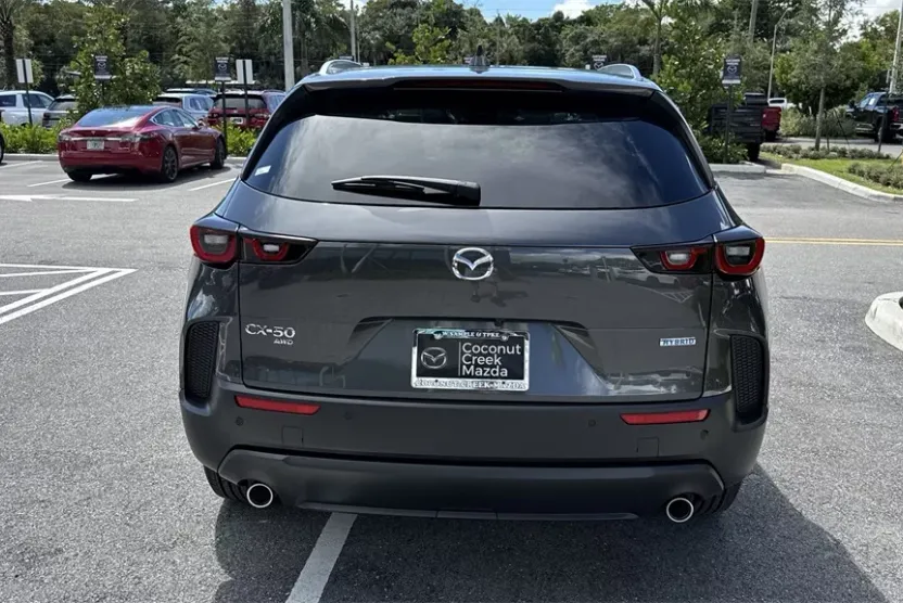 2026 Mazda CX-50 Preferred photo 1