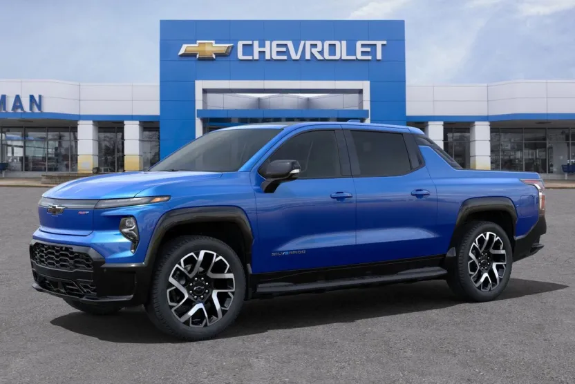 2025 Chevrolet Silverado EV RST photo 1