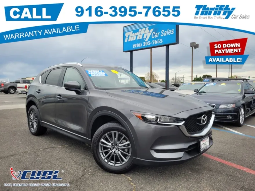 2017 Mazda CX-5 Touring photo 1