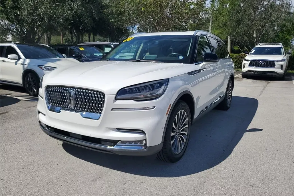 2020 Lincoln Aviator Reserve photo 1