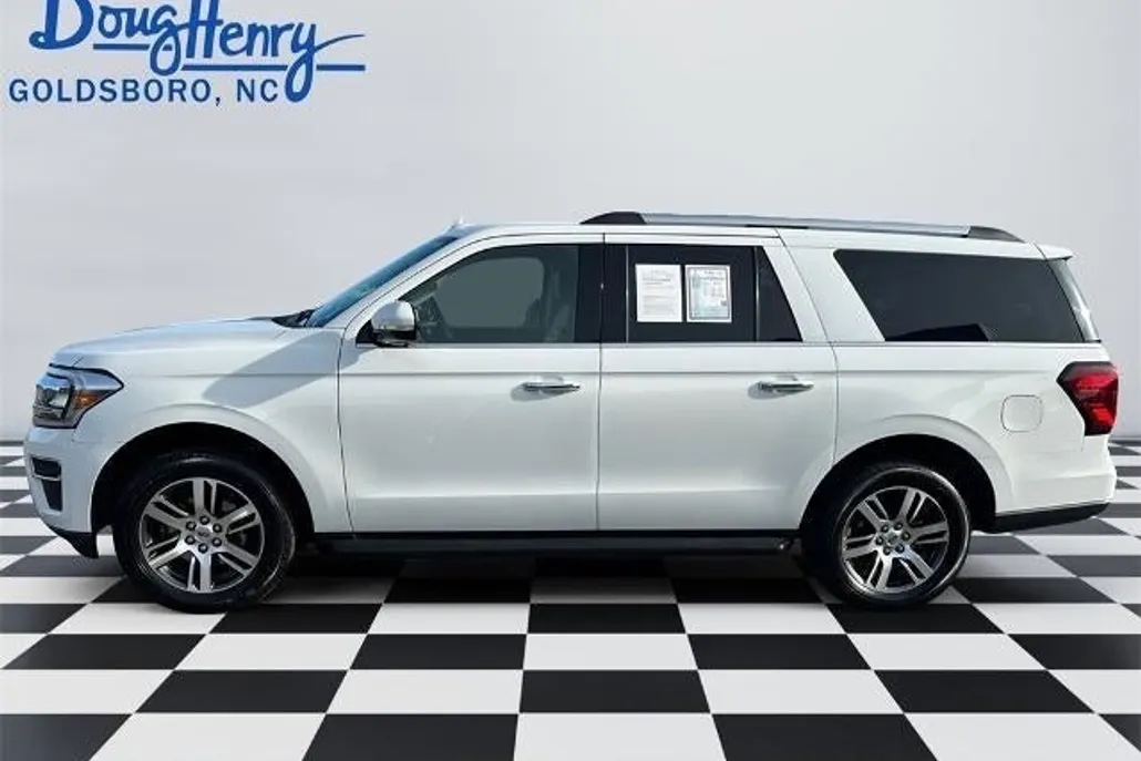 2024 Ford Expedition MAX Limited photo 1
