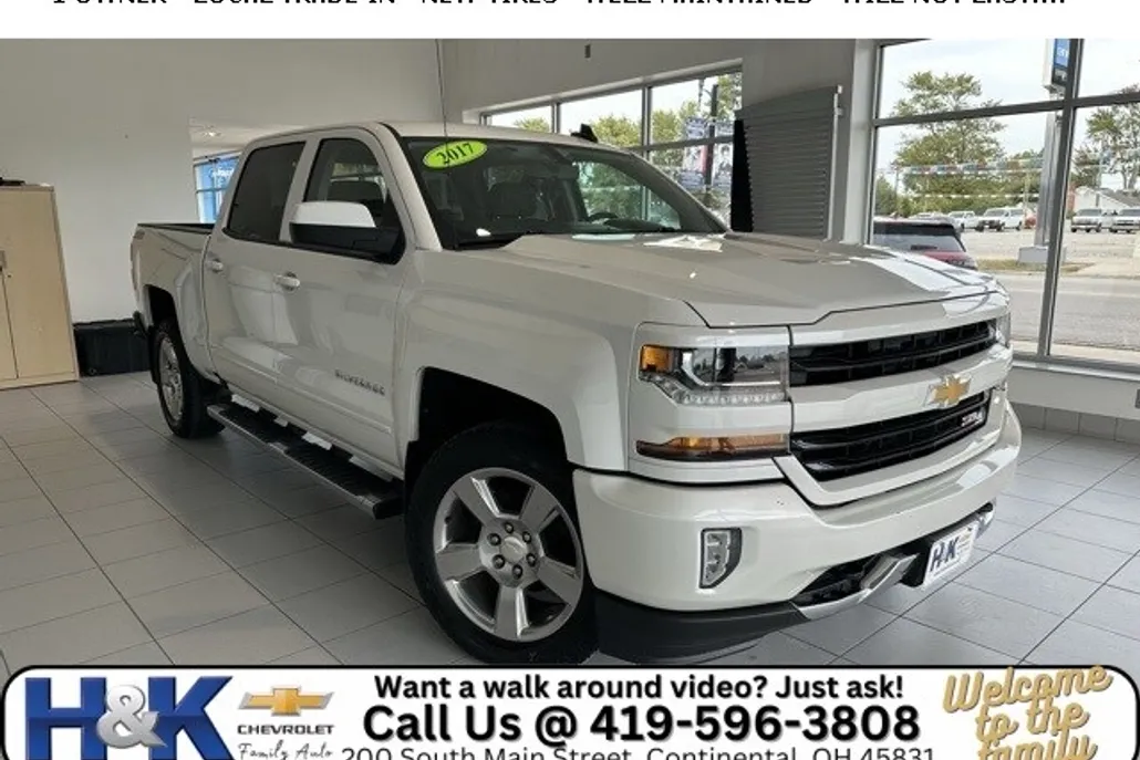 2017 Chevrolet Silverado 1500 LT photo 1