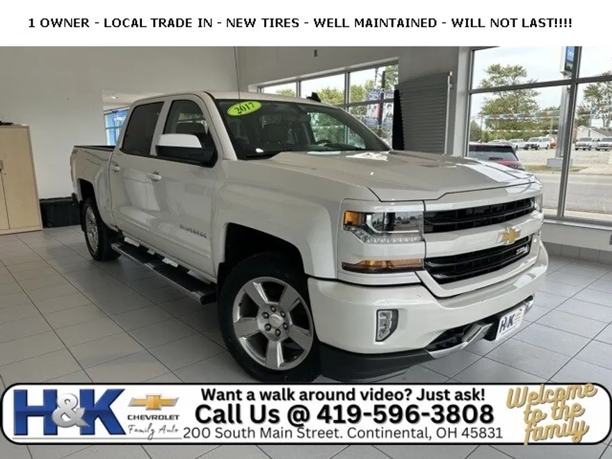 2017 Chevrolet Silverado 1500 LT photo 1