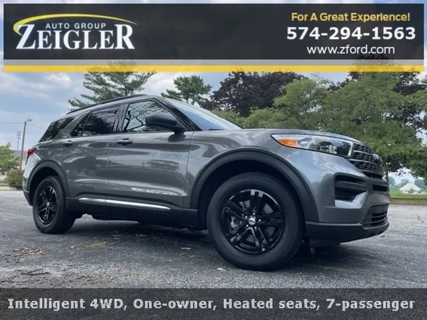2023 Ford Explorer XLT photo 1