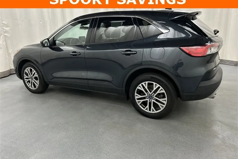 2022 Ford Escape SEL photo 1