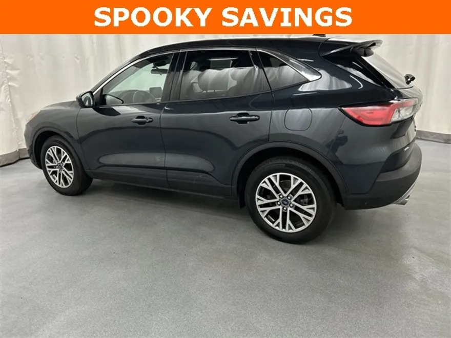 2022 Ford Escape SEL photo 1