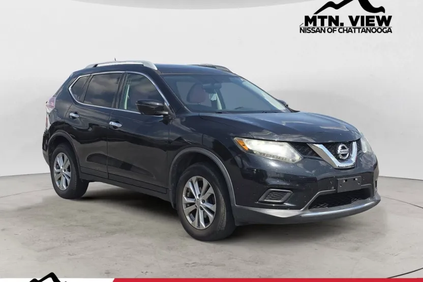 2016 Nissan Rogue SV photo 1